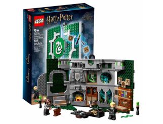 Harry Potter TM Slytherin™ House Banner
